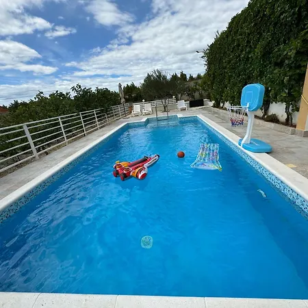 House Gino Villa